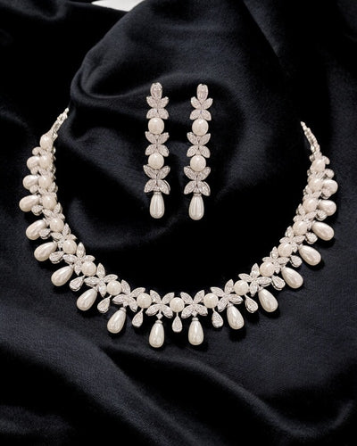 Rhymee Necklace Set