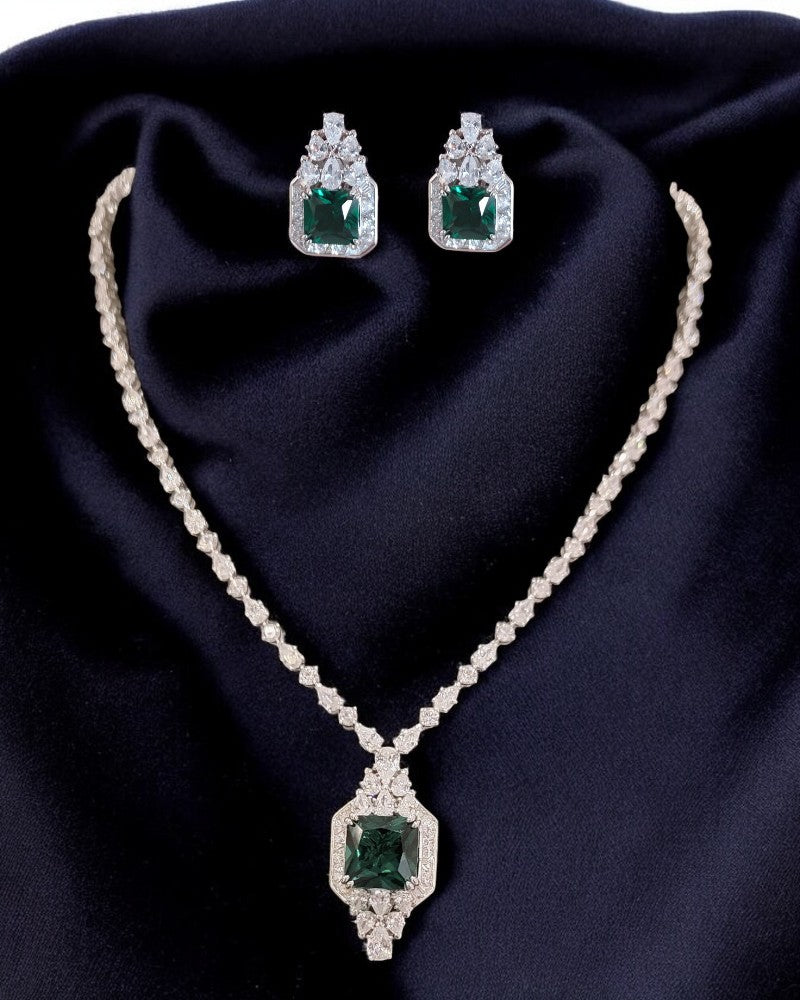 Arushvi Necklace Set