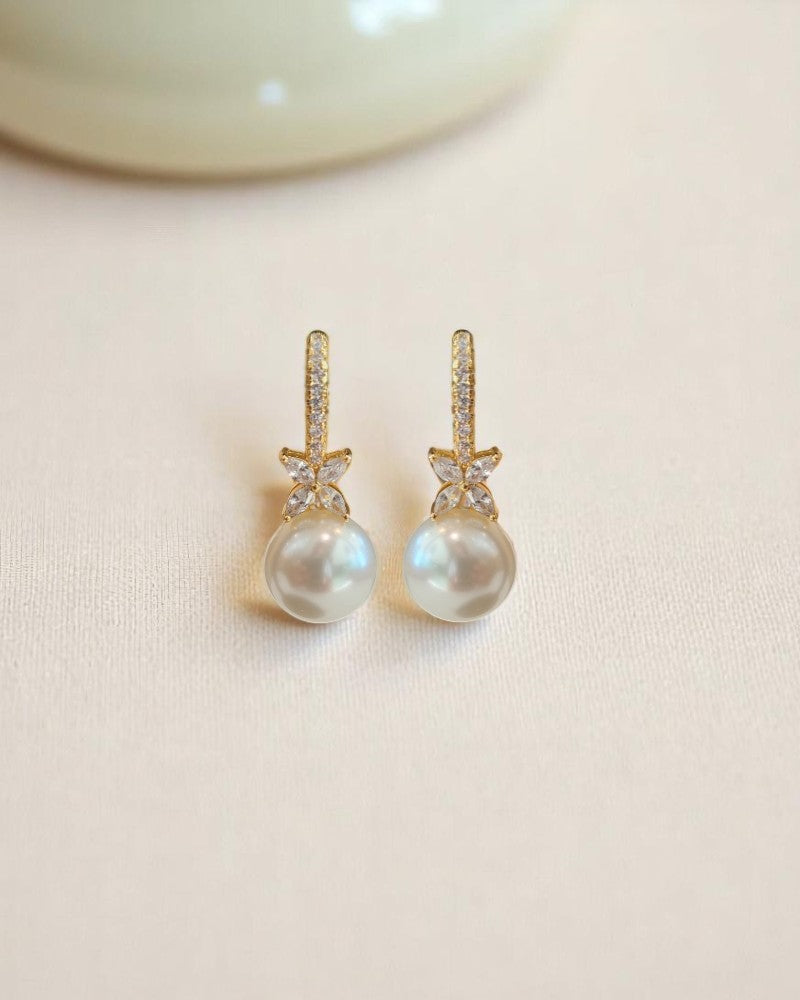 Gaer Pearl Drop Earrings