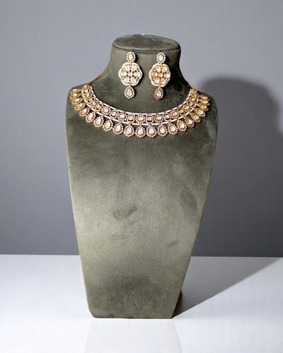 Taherim Victorian Necklace Set