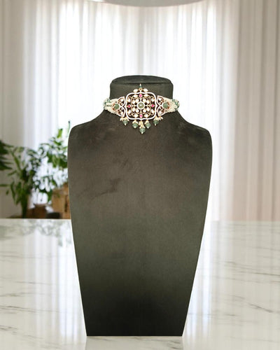 Naaz Choker Set
