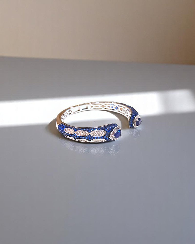 Nimra Color Kada