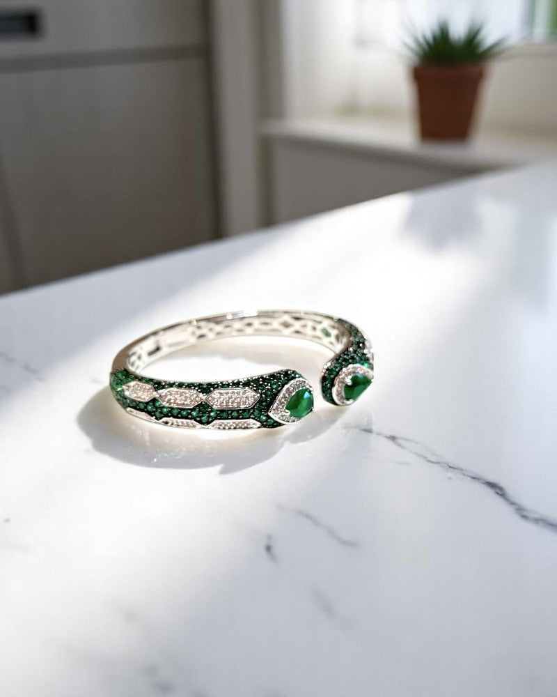 Nimra Color Kada