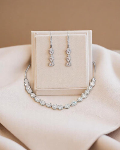 Kriti Sanon in Uneven Shaped Diamonte Choker Set