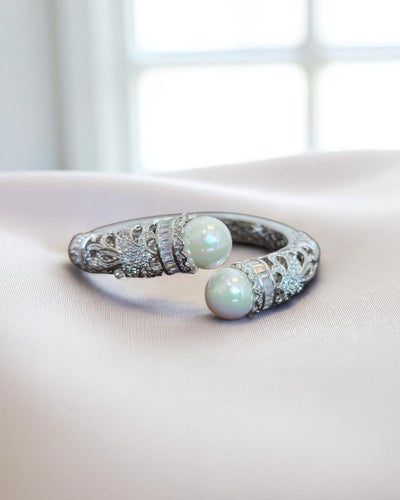 Astra Pearl Kada