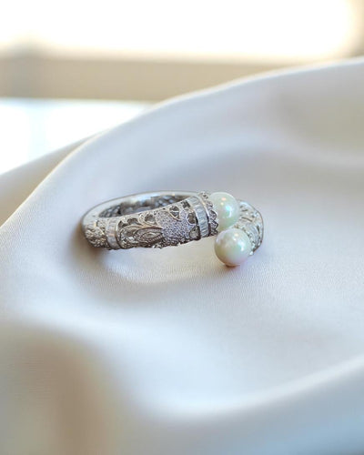 Astra Pearl Kada