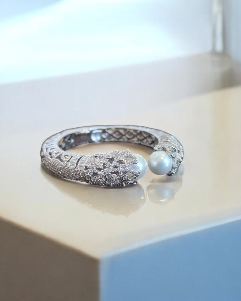 Adjustable Pearl Kada