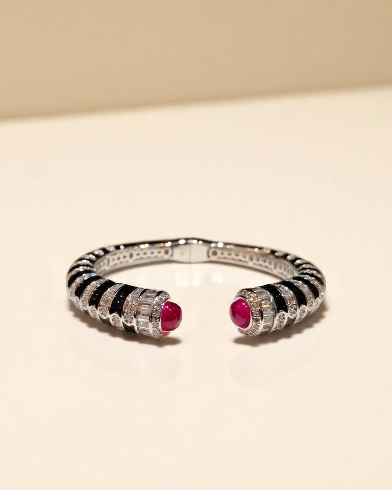 B&W Enamel Kada