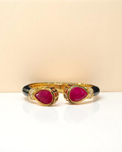Betsy Enamel Bangle