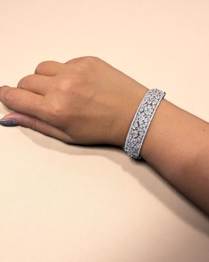 Aadila Classic Bangle