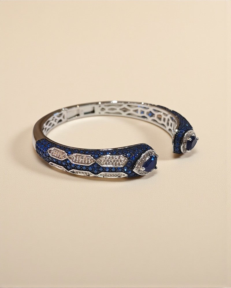Nimra Color Kada