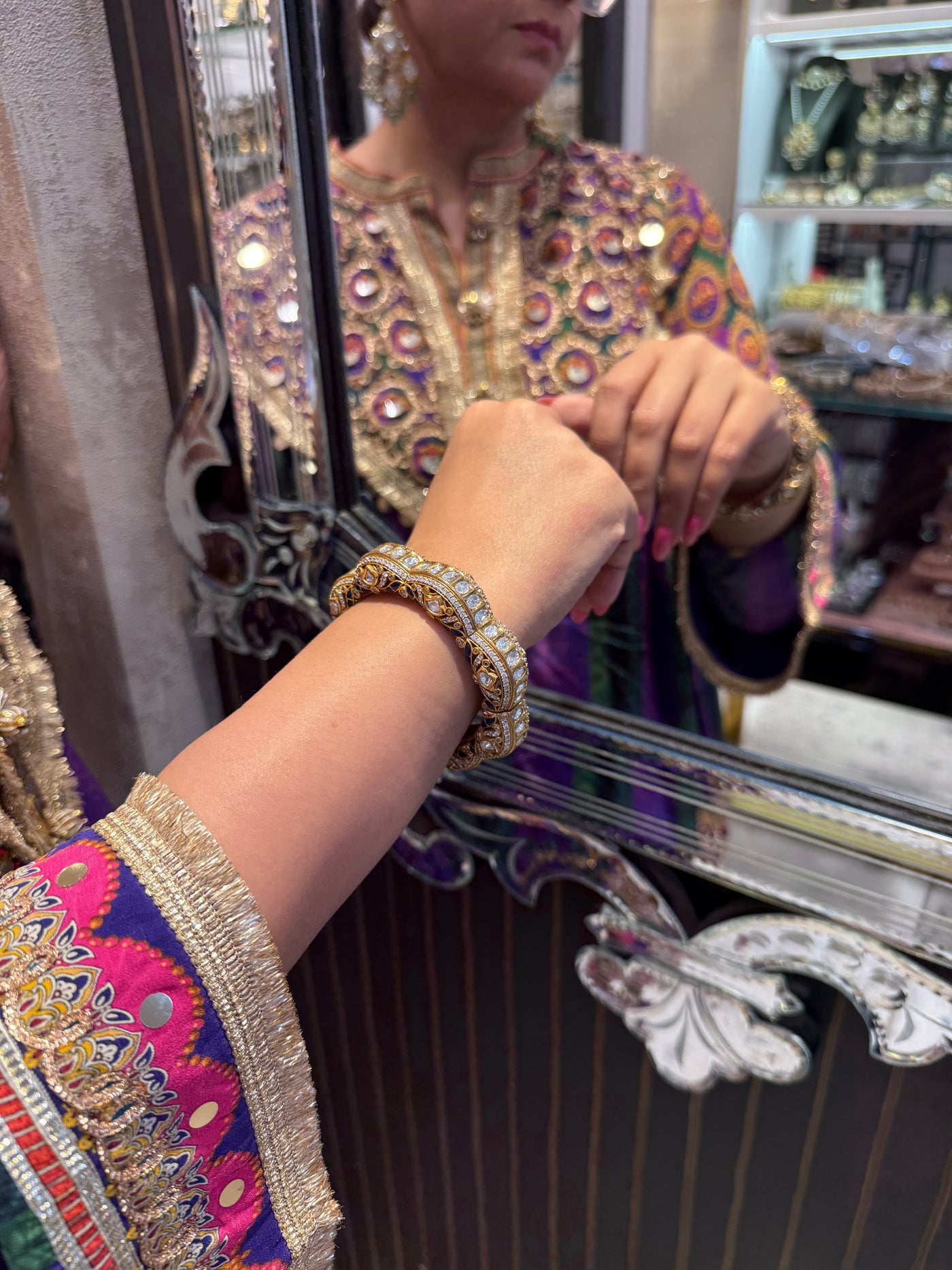 Opulent Heritage Bangle (Single)