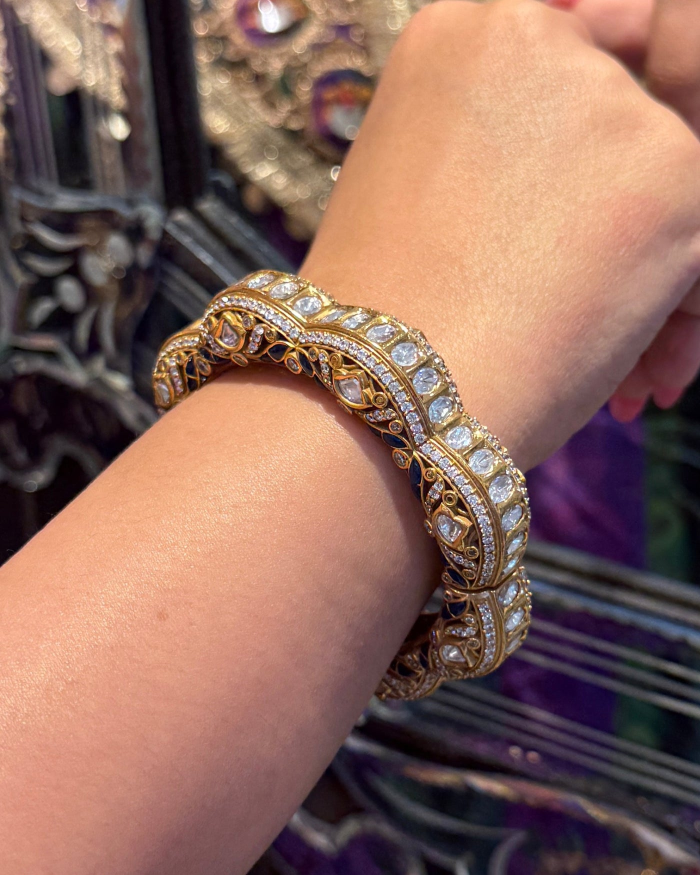 Opulent Heritage Bangle (Single)