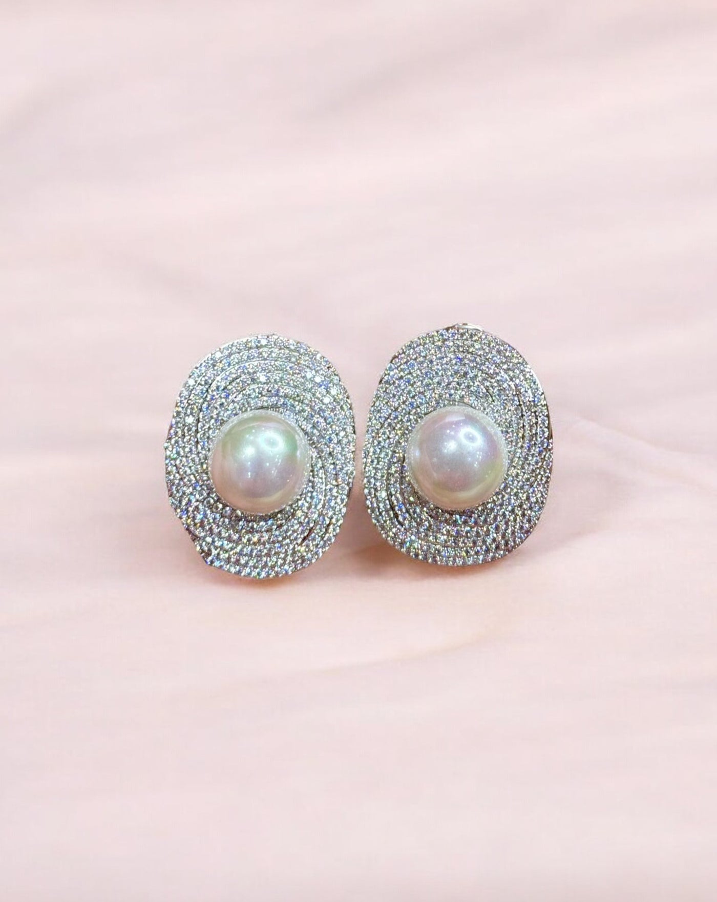 Oval Pearl Flower Studs