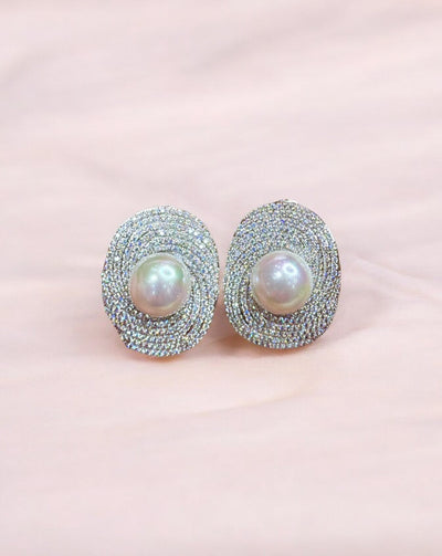 Oval Pearl Flower Studs