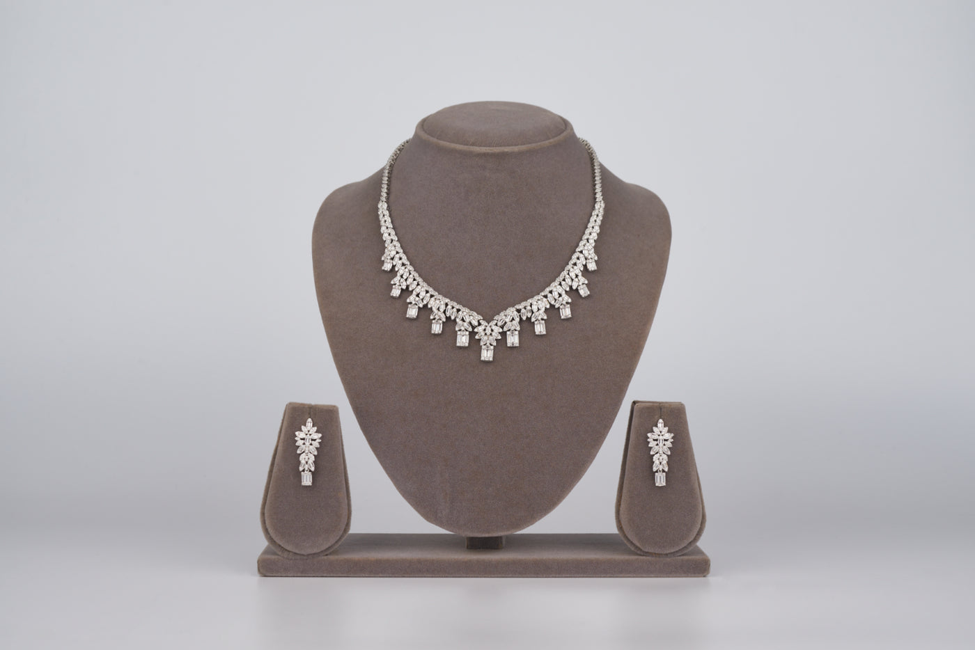 Bellevue Baguette Necklace set