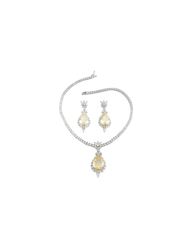 Farha Classic Necklace Set