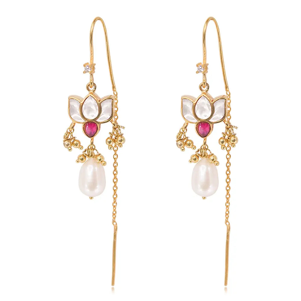 Sui Dhaga Lotus earring