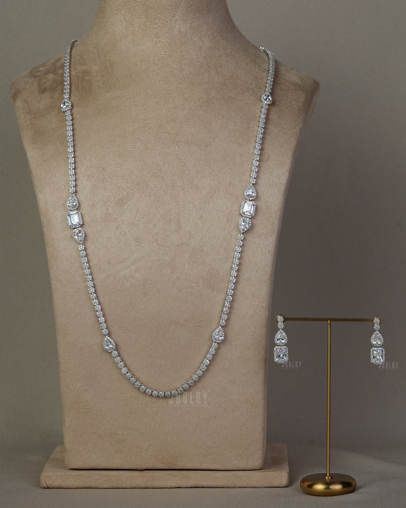 Mansil Long Necklace Set