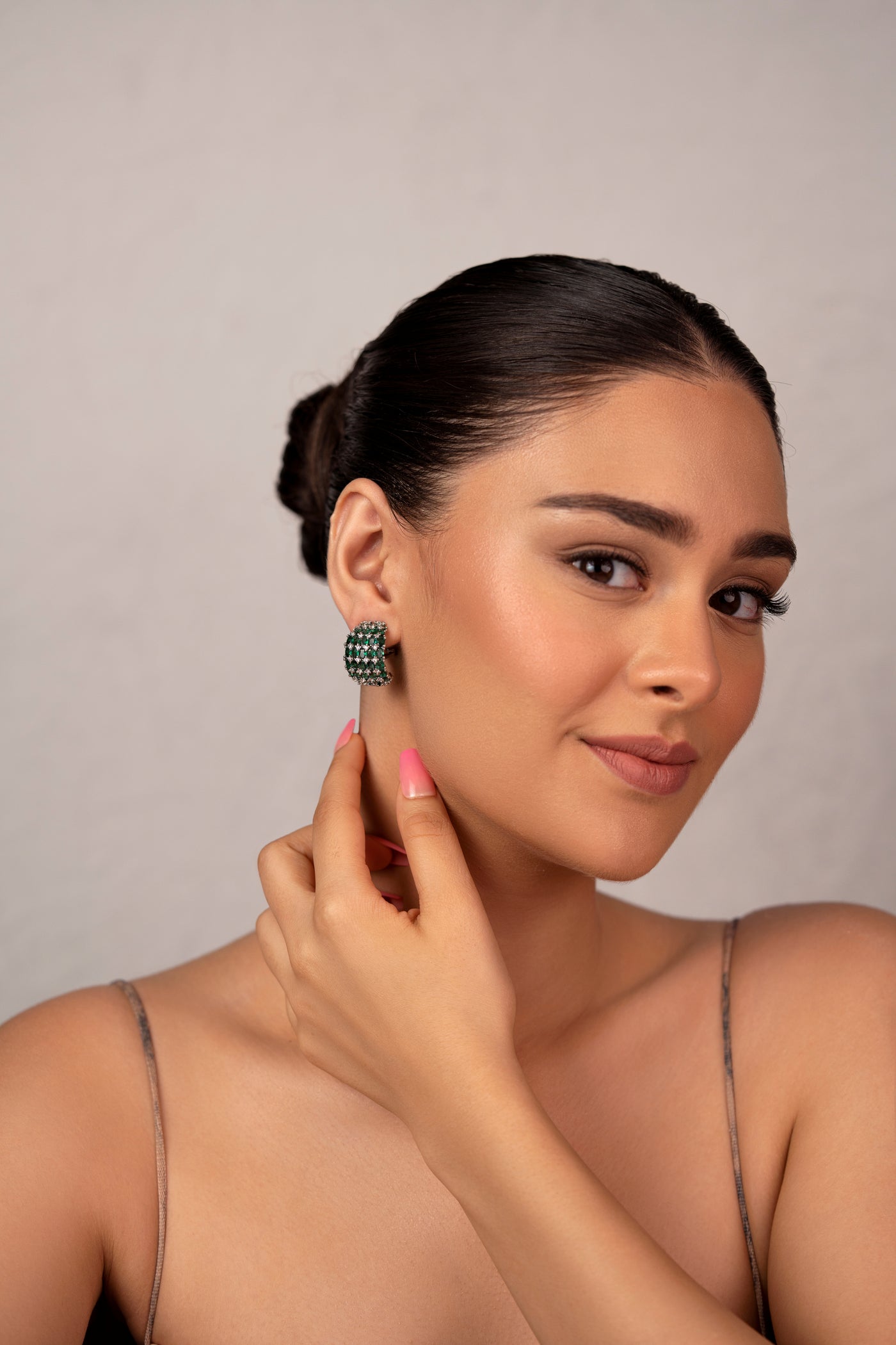 Eleanora hoops