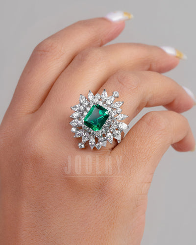 Emerald Radiance Ring