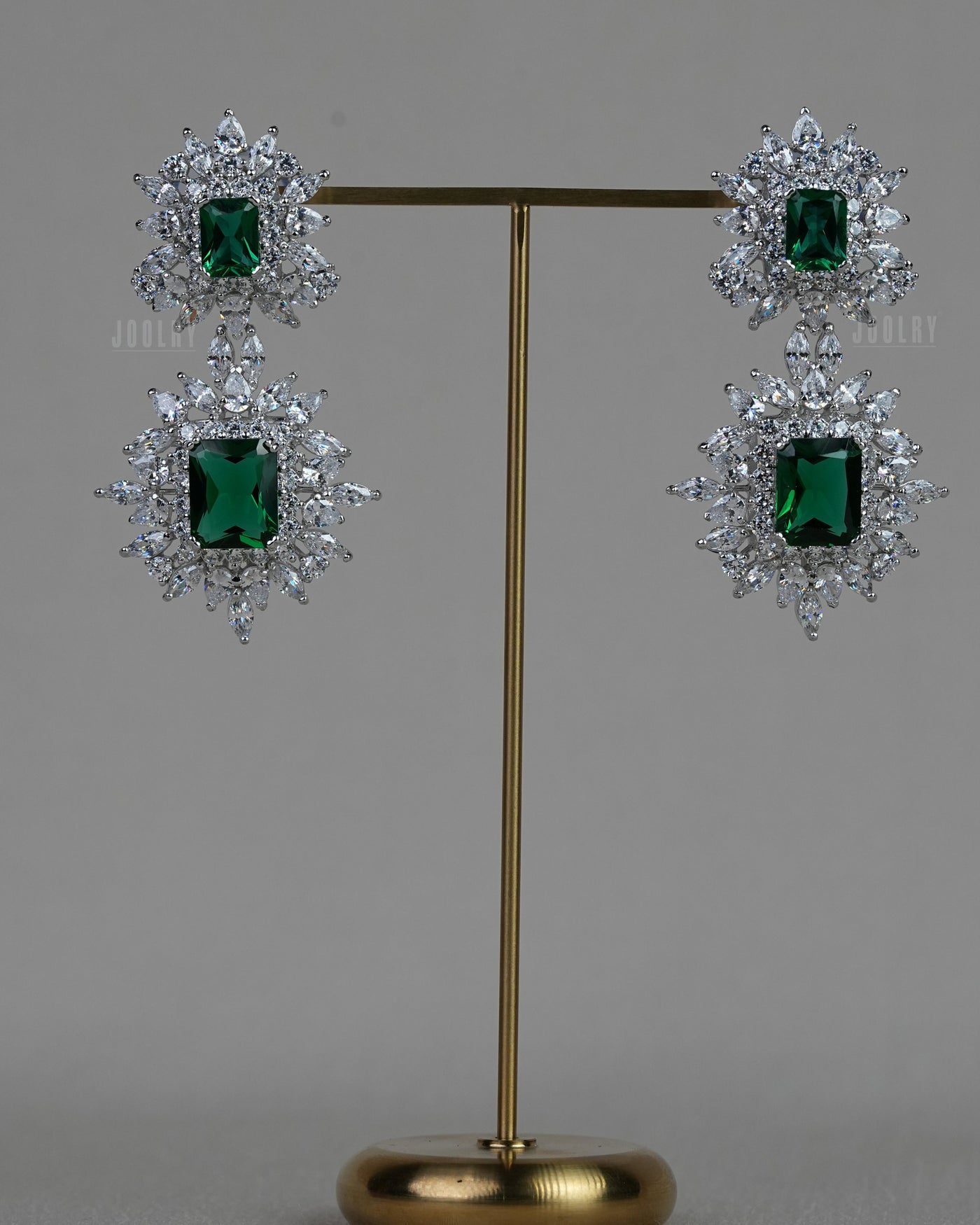 Emerald Radiance Necklace Set
