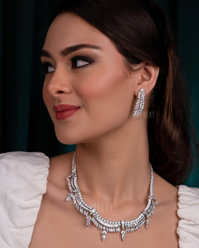 Majestic Aura Necklace