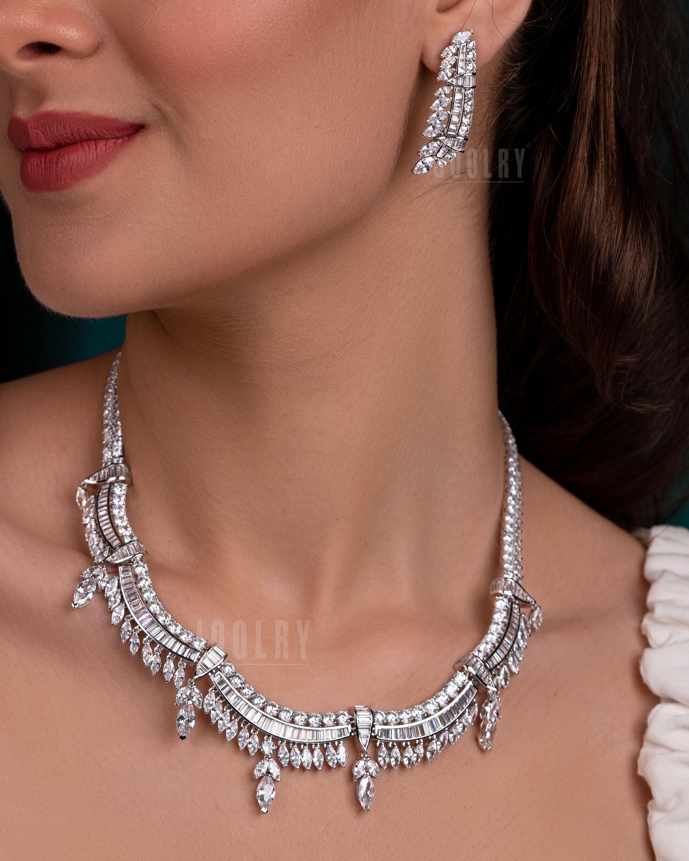 Majestic Aura Necklace