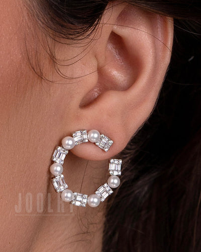 Curve Hoop Earrings