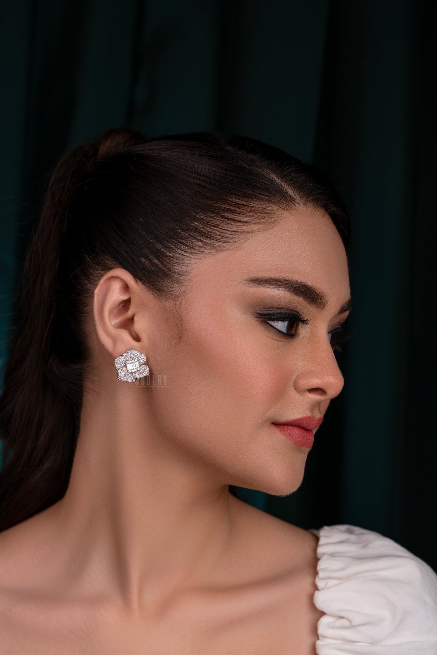 Dazzling Radiance Stud