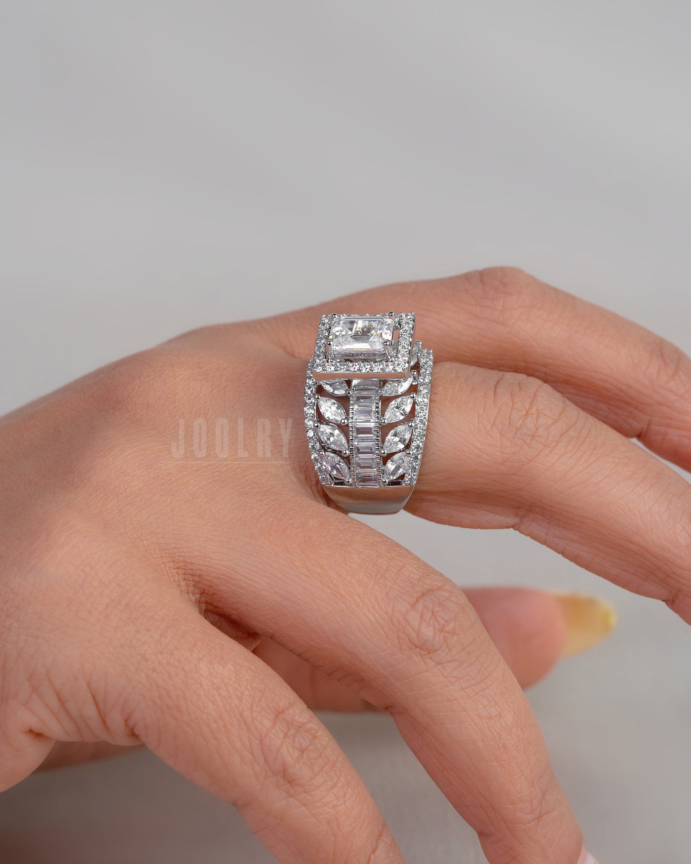 Zoey Ring