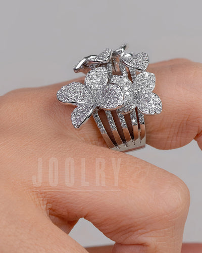 Suzy Ring
