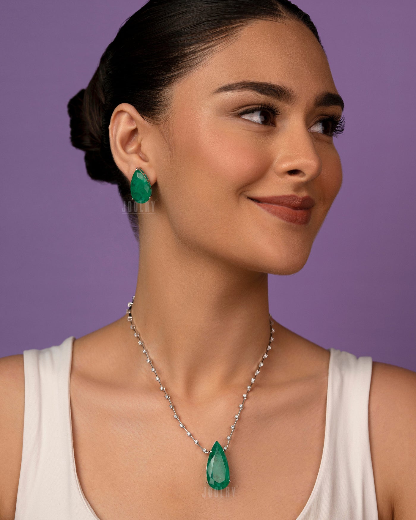 Emerald Pear Drop Necklace Set