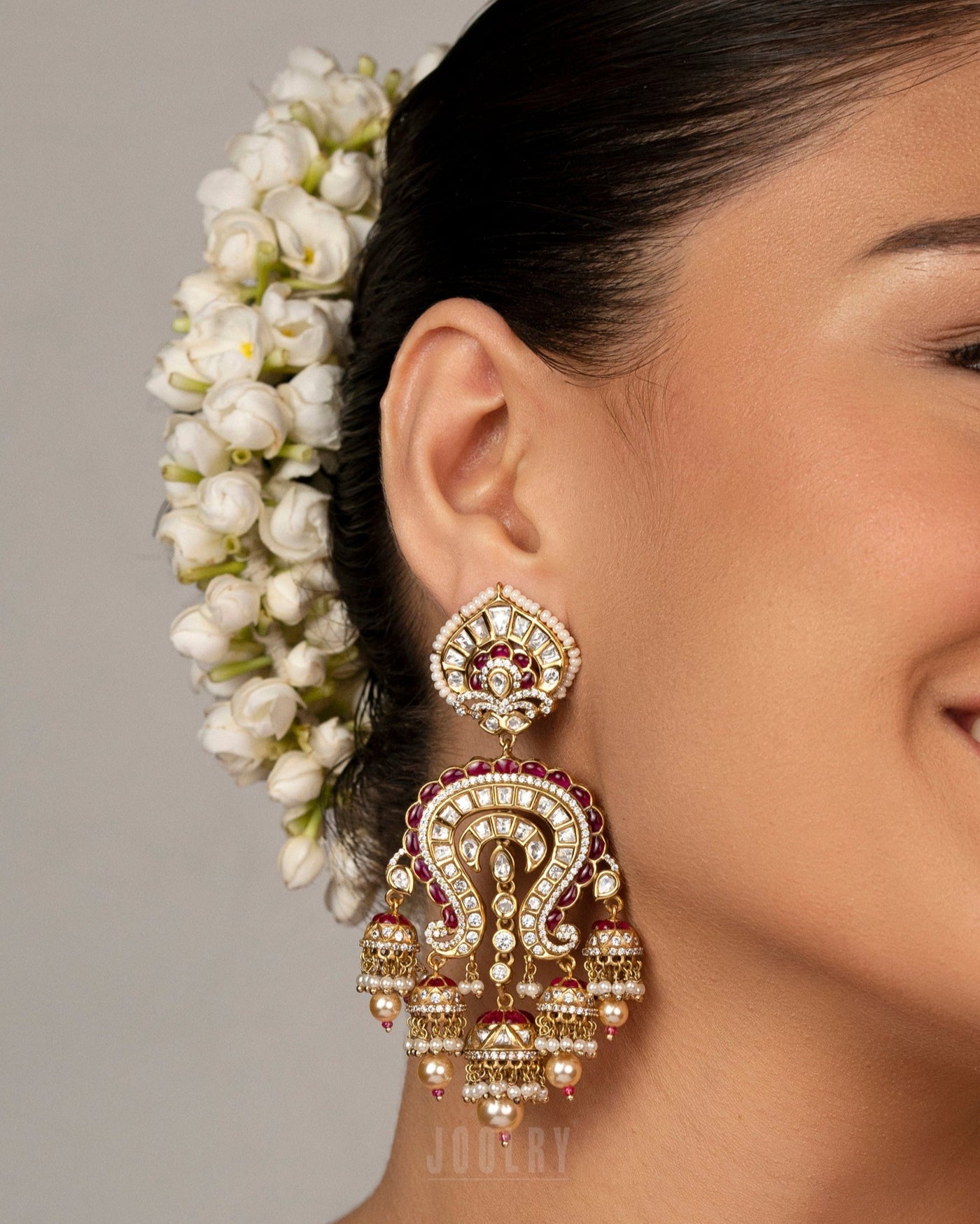 Aarnika Jhumkas