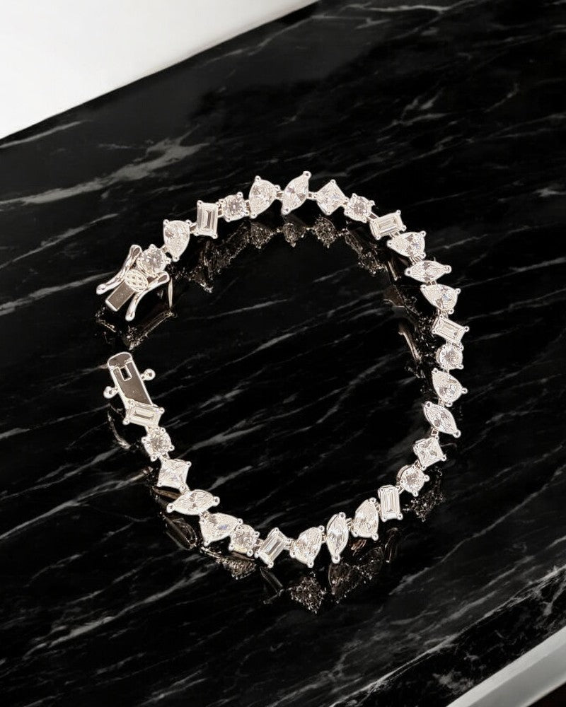 Uneven shaped geometric bracelet