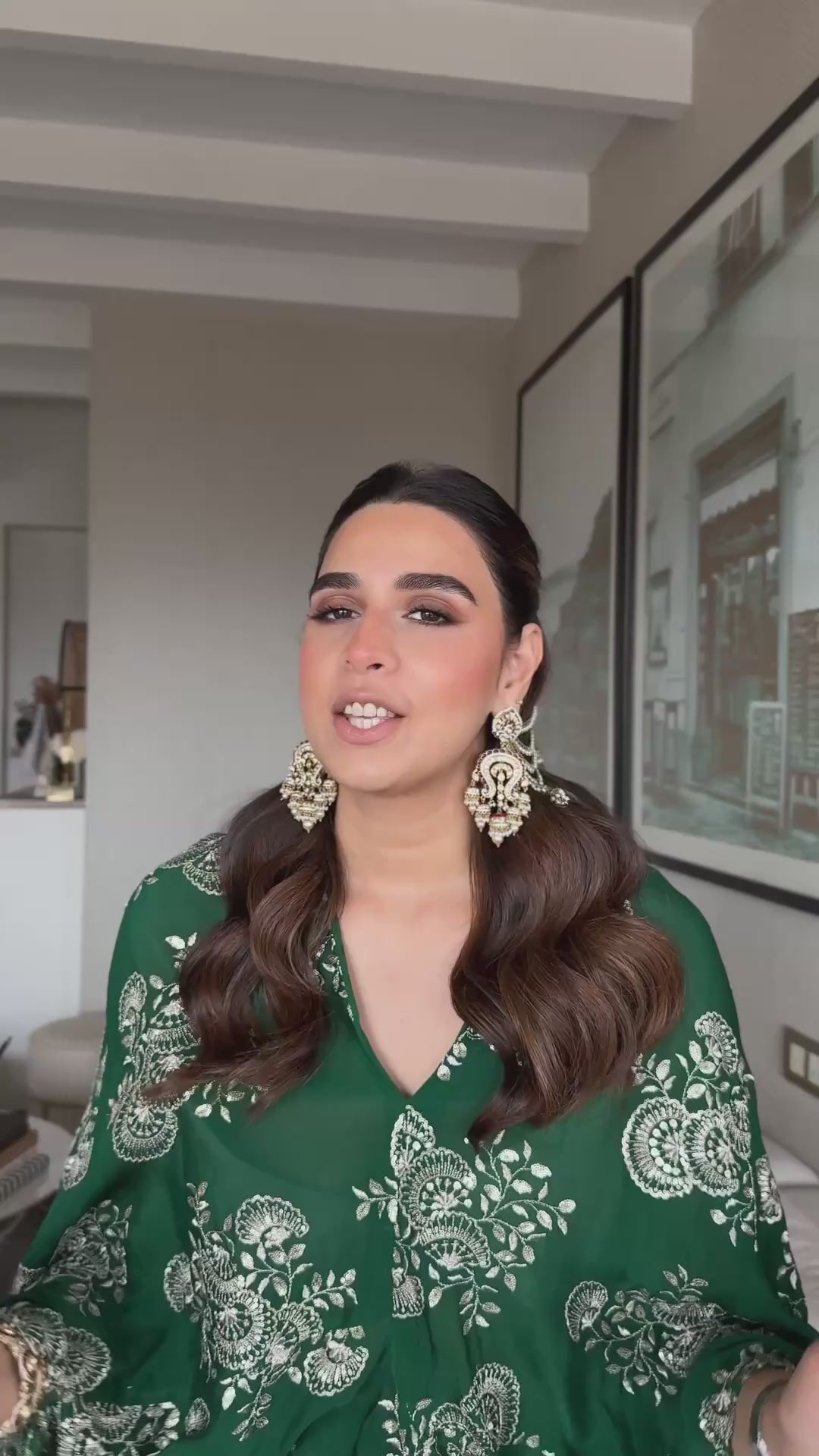 Aarnika Jhumkas
