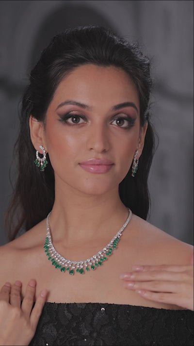 Emerald Diamond Necklace Set
