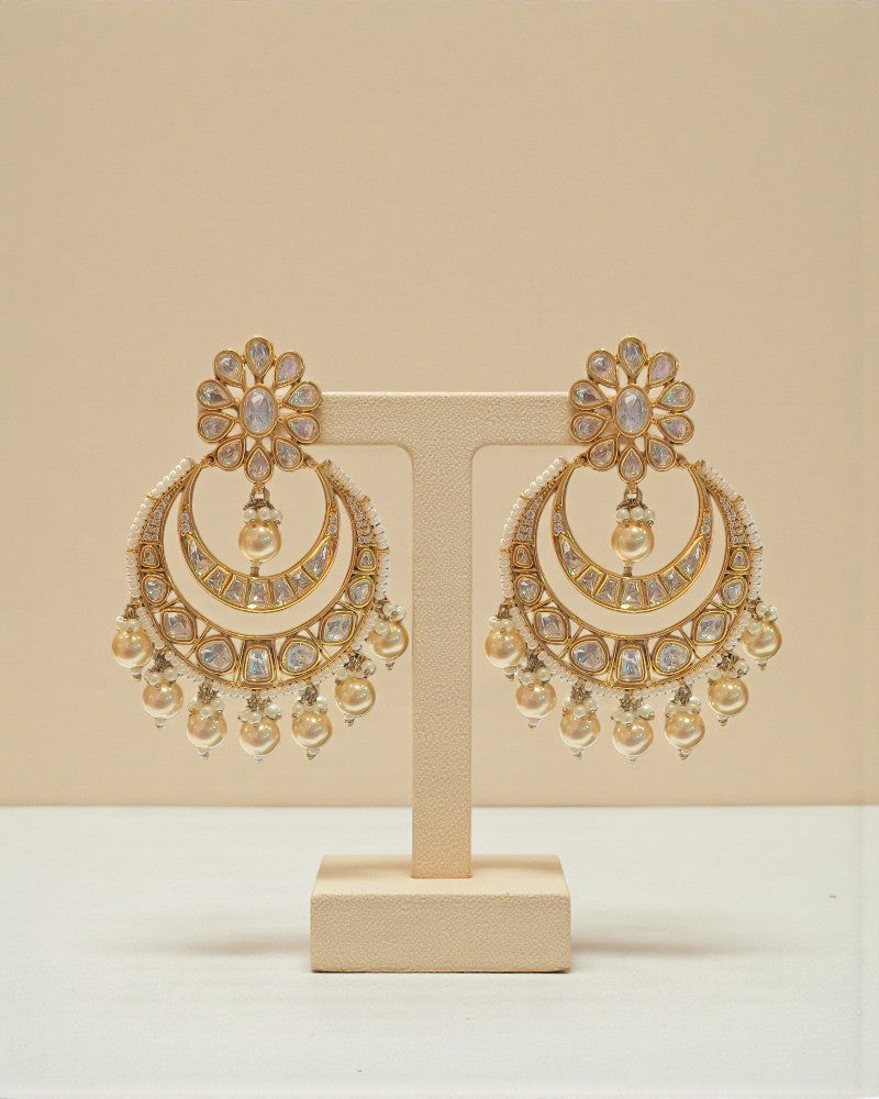 Aarvi Kundan Pearl Chandbali
