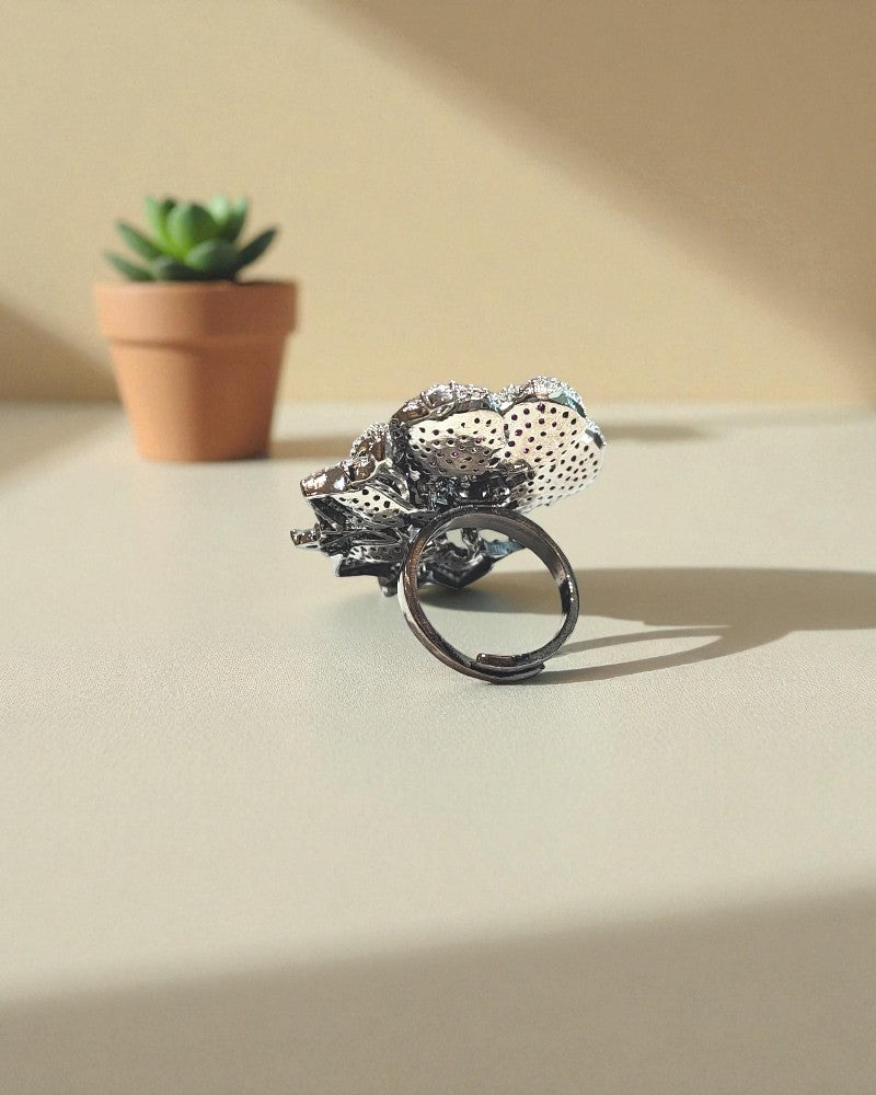 Levi Adjustable Ring