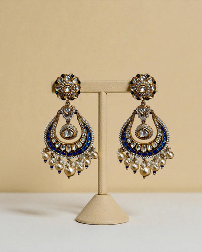 Mahira Chandbali with Kaanchain