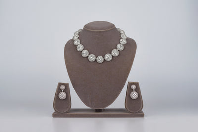 Cluster ball show stopper necklace set